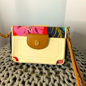 Spartina Wallet and Phone Case, Extra Storage Spaces for Credit Cards, beautiful